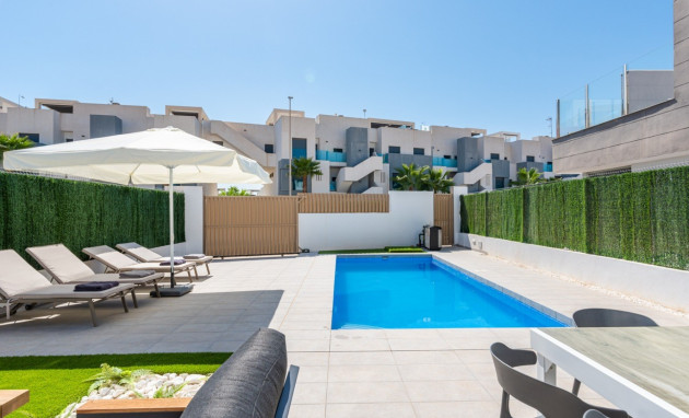 Herverkoop - Detached Villa - Guardamar del Segura - El Raso