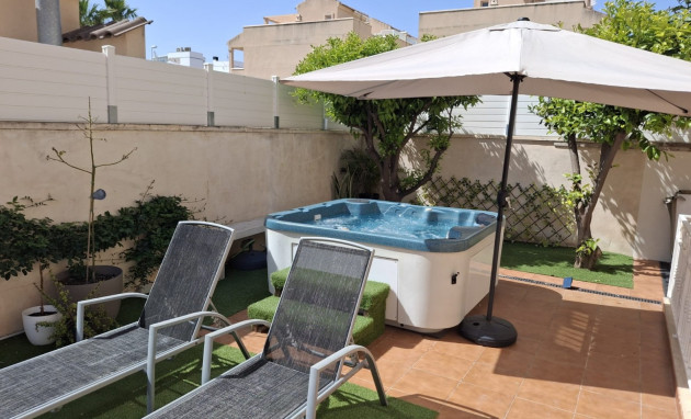 Herverkoop - Detached Villa - Ciudad Quesada - Doña Pepa
