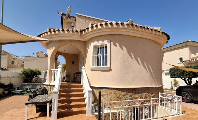 Herverkoop - Detached Villa - Ciudad Quesada - Doña Pepa