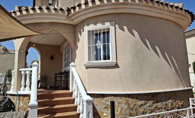 Herverkoop - Detached Villa - Ciudad Quesada - Doña Pepa