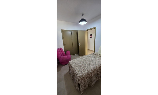Resale - Apartment - Torrevieja - Centro