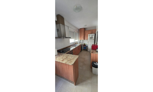 Resale - Apartment - Torrevieja - Centro