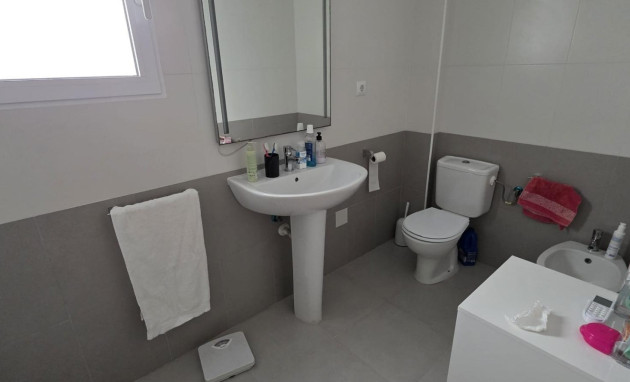 Resale - Apartment - Torrevieja - Centro