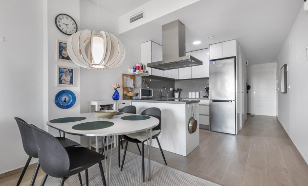 Herverkoop - Apartment - Torrevieja - Los Frutales