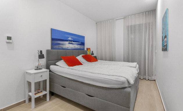 Herverkoop - Apartment - Torrevieja - Los Frutales