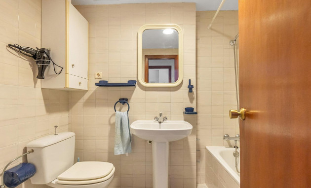 Herverkoop - Apartment - Torrevieja - Estacion de autobuses