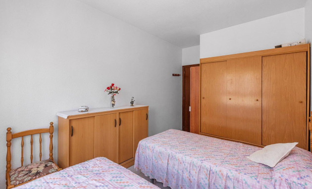 Herverkoop - Apartment - Torrevieja - Estacion de autobuses