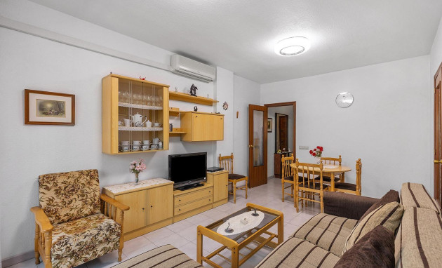 Herverkoop - Apartment - Torrevieja - Estacion de autobuses