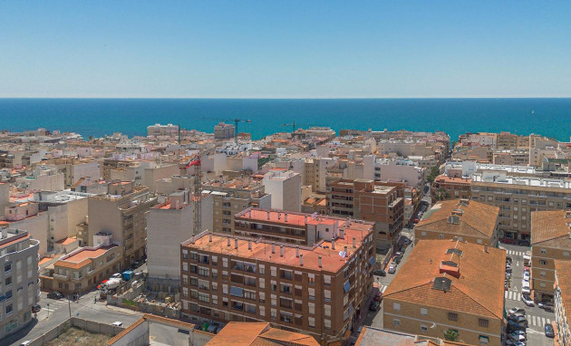 Herverkoop - Apartment - Torrevieja - Estacion de autobuses