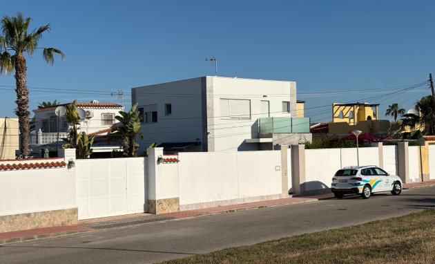 Herverkoop - Villa - Torrevieja - Torreta - Florida