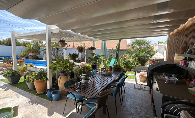 Herverkoop - Villa - Torrevieja - Torreta - Florida