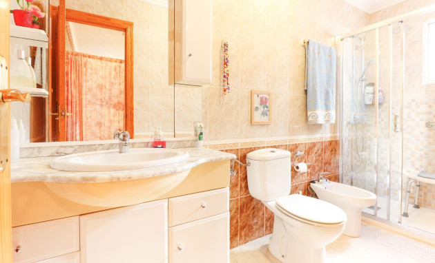 Resale - Apartment - Torrevieja - torrevieja