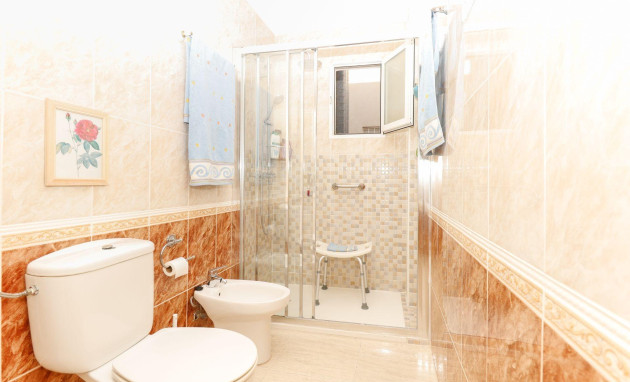 Resale - Apartment - Torrevieja - torrevieja