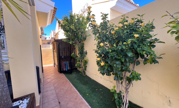 Herverkoop - Detached Villa - Orihuela Costa - Los Dolses