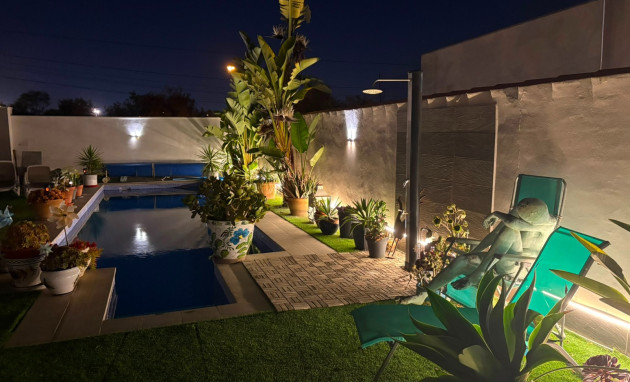 Herverkoop - Villa - Torrevieja - Torreta - Florida