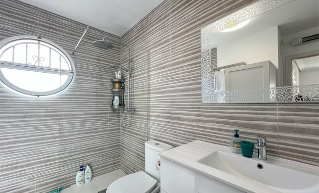 Herverkoop - House - Orihuela Costa - Villamartin
