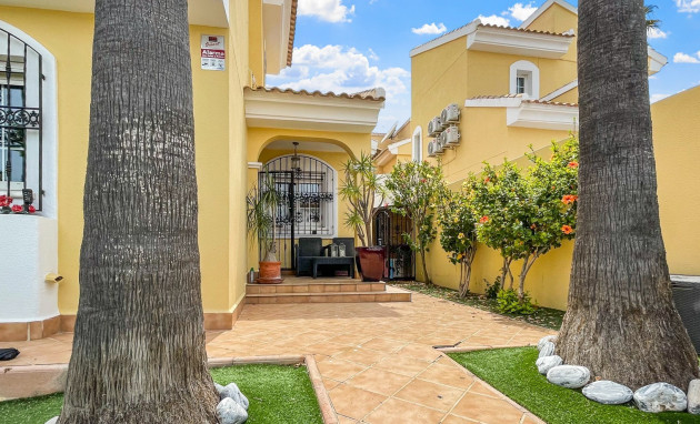 Herverkoop - Detached Villa - Orihuela Costa - Los Dolses