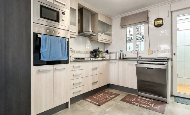 Herverkoop - Detached Villa - Orihuela Costa - Los Dolses