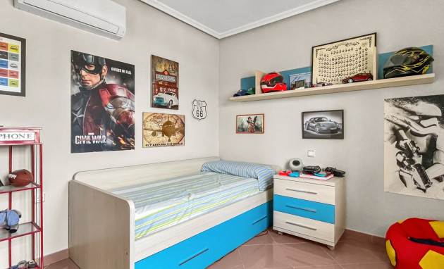 Herverkoop - Detached Villa - Orihuela Costa - Los Dolses