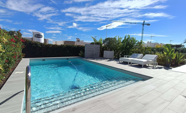 Herverkoop - Detached Villa - Algorfa - La Finca Golf Resort