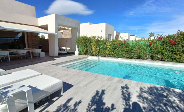 Herverkoop - Detached Villa - Algorfa - La Finca Golf Resort