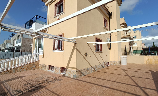Herverkoop - Detached Villa - Orihuela Costa - Lomas de Don Juan
