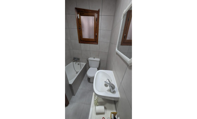Herverkoop - Bungalow - Gelijkvloers - Torrevieja - La Siesta - El Salado - Torreta