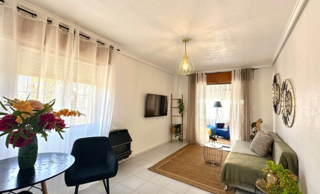 Herverkoop - Apartment - Torrevieja - La Siesta - El Salado - Torreta