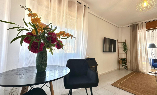 Herverkoop - Apartment - Torrevieja - La Siesta - El Salado - Torreta