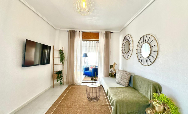 Herverkoop - Apartment - Torrevieja - La Siesta - El Salado - Torreta