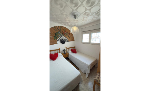 Herverkoop - Bungalow - Gelijkvloers - Torrevieja - La Siesta - El Salado - Torreta