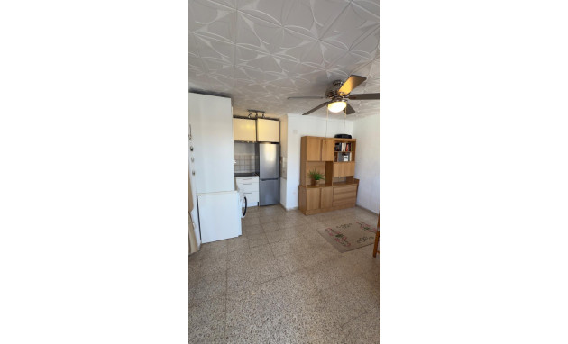 Herverkoop - Bungalow - Gelijkvloers - Torrevieja - La Siesta - El Salado - Torreta