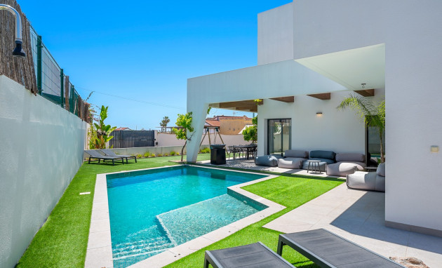 Herverkoop - Detached Villa - Ciudad Quesada - Ciudad Quesada - Town