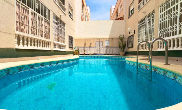 Herverkoop - Apartment - Torrevieja - torrevieja