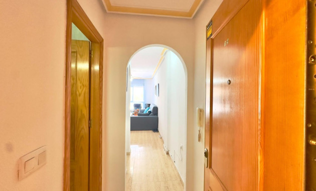 Herverkoop - Apartment - Torrevieja - torrevieja