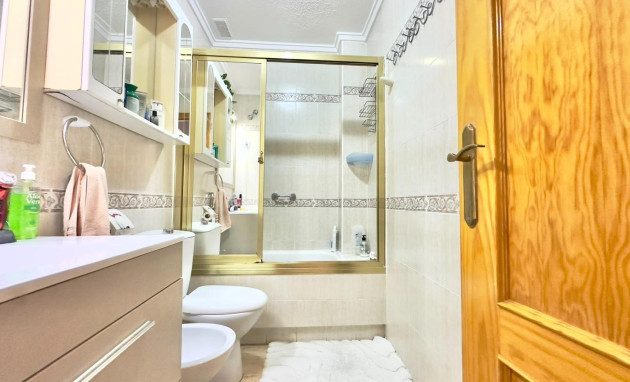 Herverkoop - Apartment - Torrevieja - torrevieja