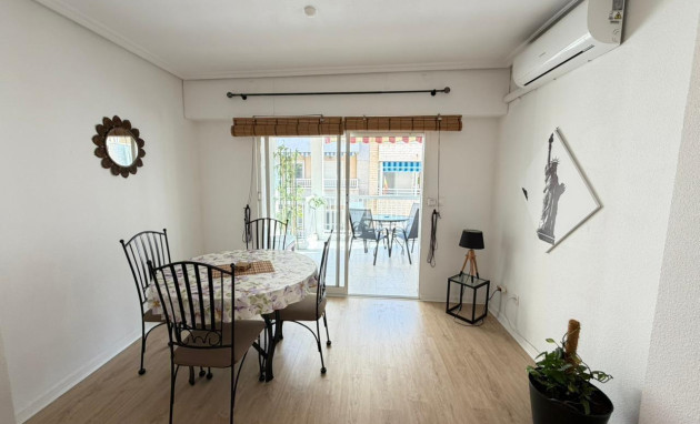 Revente - Apartment - Torrevieja - Estacion de autobuses