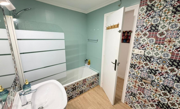 Revente - Apartment - Torrevieja - Estacion de autobuses