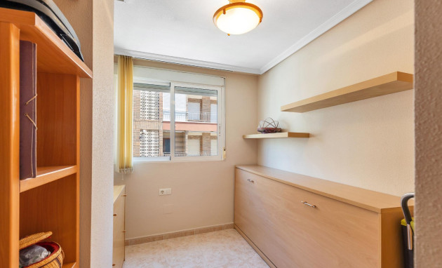 Herverkoop - Flat - Torrevieja - Playa del cura