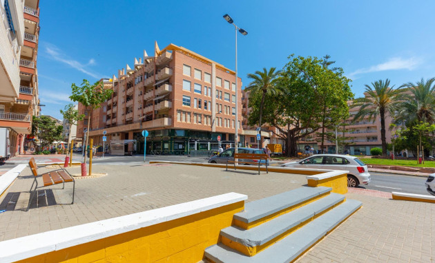 Herverkoop - Flat - Torrevieja - Playa del cura