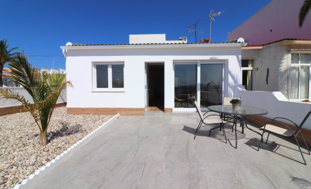 Resale - Bungalow - Groundfloor - Ciudad Quesada - Altos de Quesada