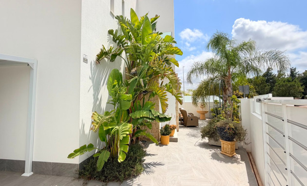 Herverkoop - 4. House - Detached Villa - Los Montesinos - La Herrada