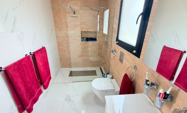 Herverkoop - 4. House - Detached Villa - Los Montesinos - La Herrada