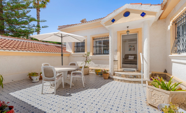 Herverkoop - Detached Villa - Ciudad Quesada - La Marquesa