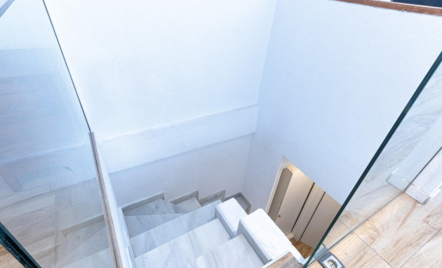 Resale - Apartment - Torrevieja - Centro