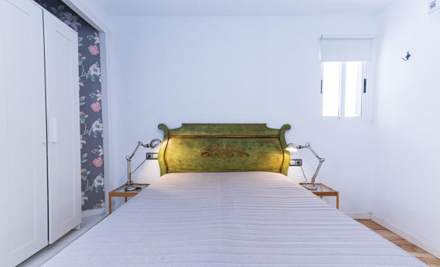 Resale - Apartment - Torrevieja - Centro