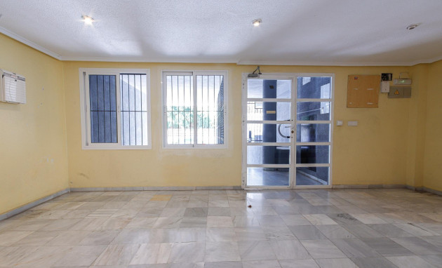 Resale - Apartment - Torrevieja - Centro