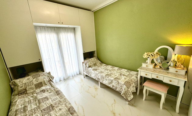 Reventa - Duplex - Torrevieja - Cañada del Molino