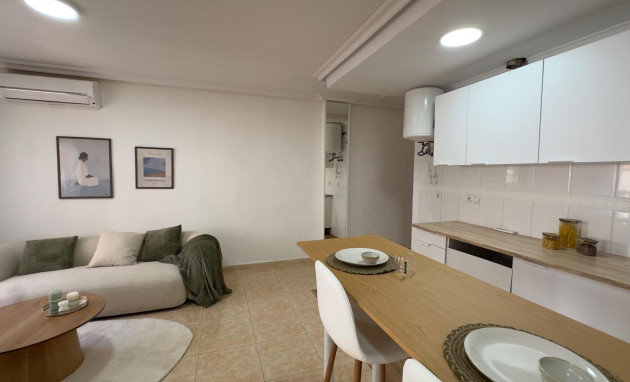 Reventa - Apartment - Torrevieja - Estacion de autobuses