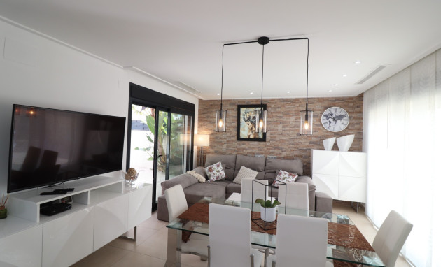 Herverkoop - Semi detached Villa - Benijofar - Benijofar - Village